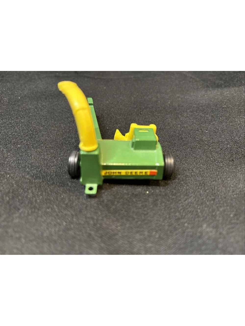 Vintage ERTL John Deere Pull Type Forage Harvester Die-cast 1/64 Great Toy /Con.